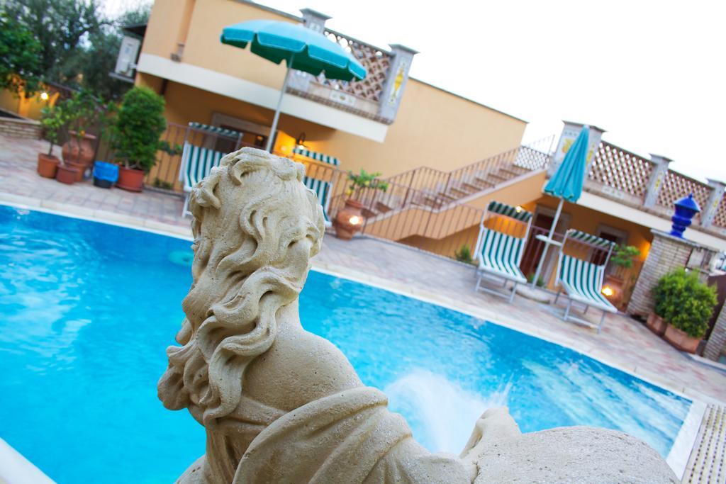 Villa Cristina Giardini Naxos Eksteriør bilde