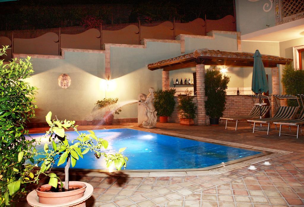 Villa Cristina Giardini Naxos Eksteriør bilde